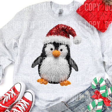 Faux Yarn Penguin DTF Transfer (SBBD)