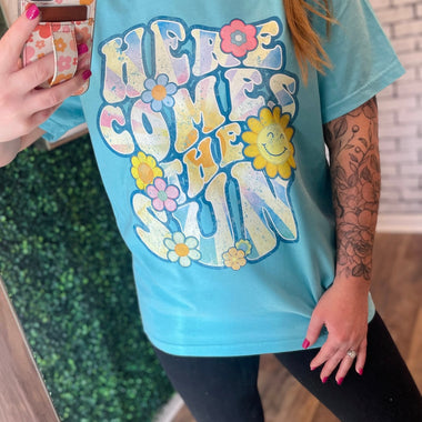 Here Comes the Sun Wholesale Tee