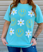 Daisy Smile Collage Wholesale Tee